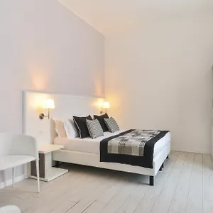 https://lata-luxury-rooms.it-romehotels.com