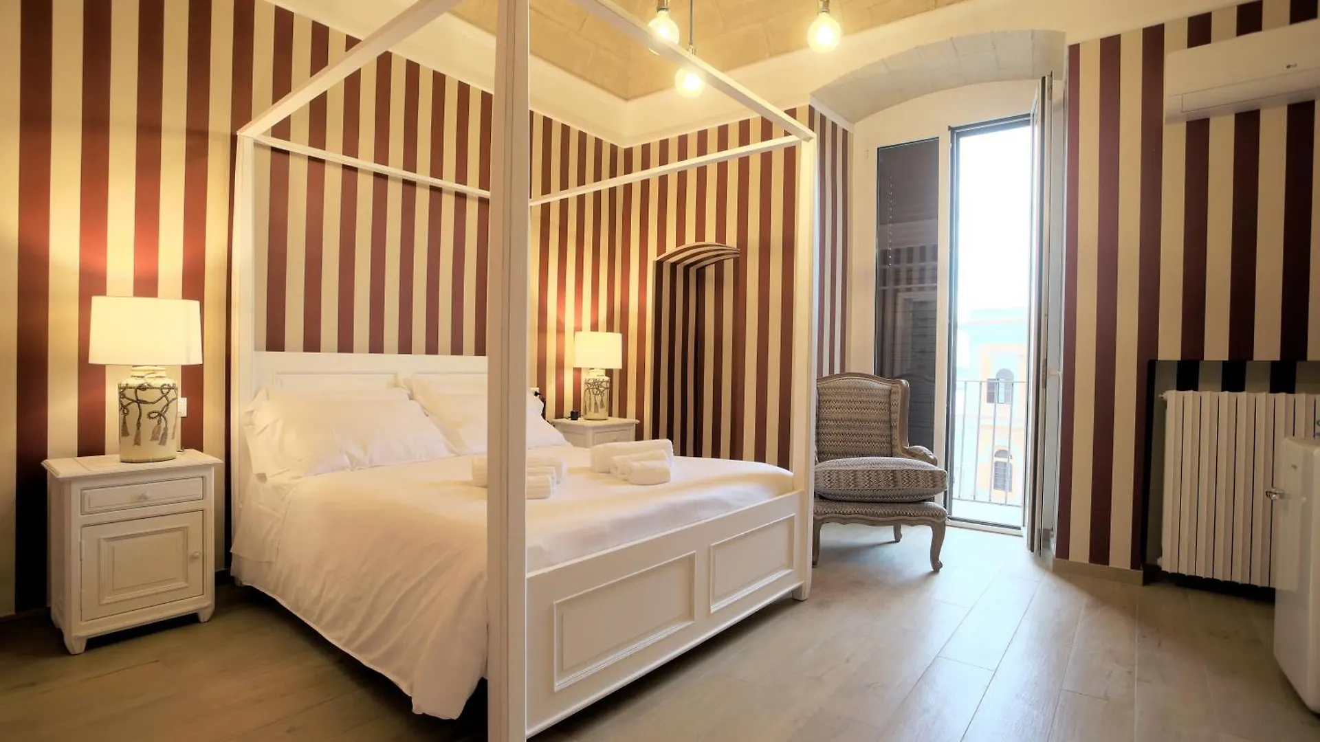 Hotel Le Residenze Del Capitano Bari 0*,